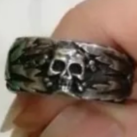 German WWII SS-Ehrenring ("SS Honour Ring") aka “Death’s Head Ring” *Lic Rep* - Picture 2 of 5